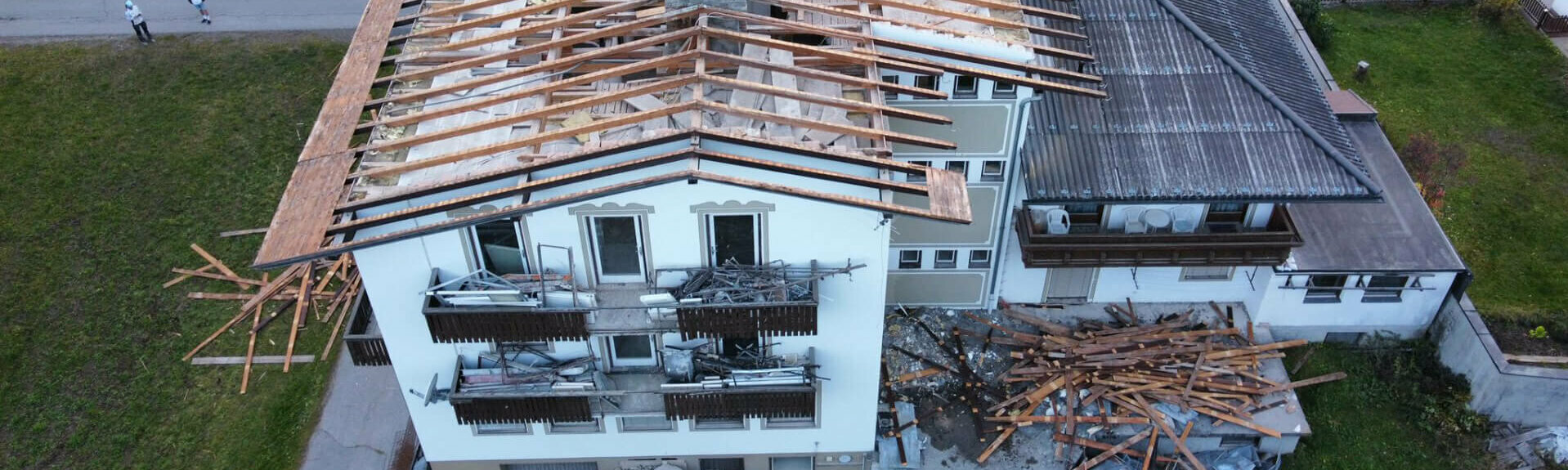 Außenansicht bei der Dachsanierung