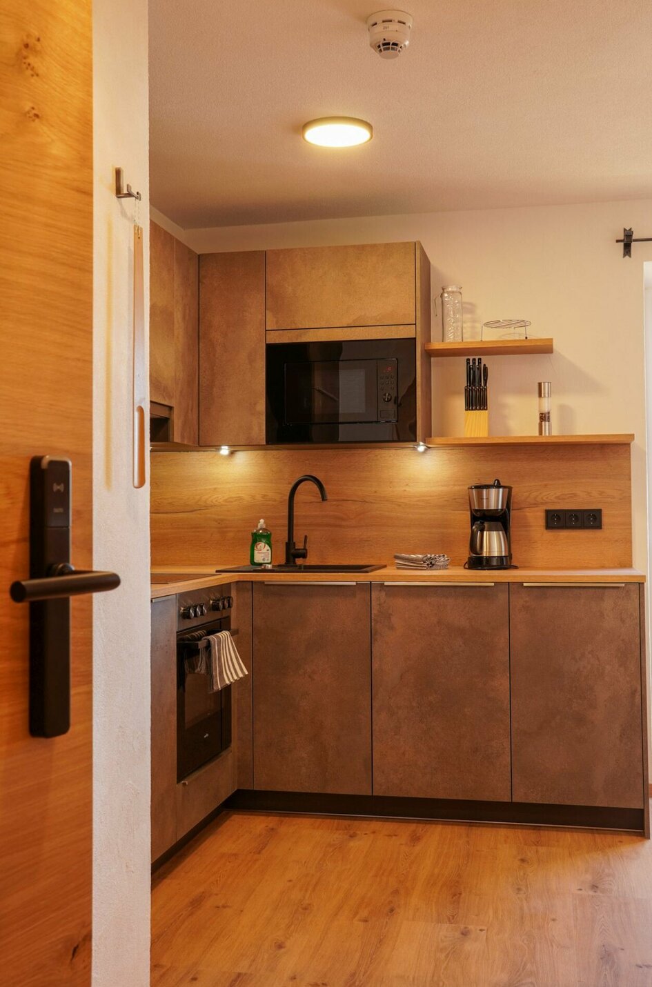 Küchenzeile im Appartement Bergkristall